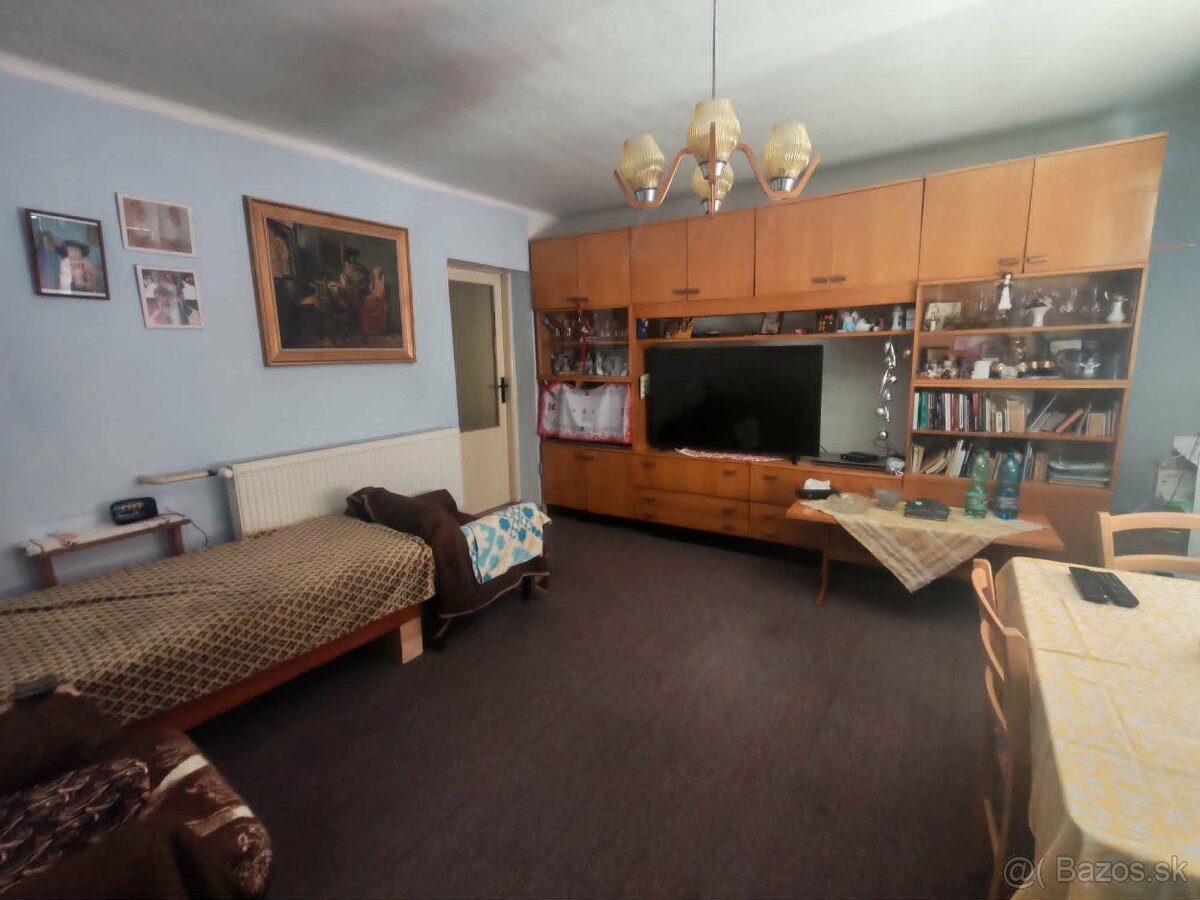 193204031 (1)